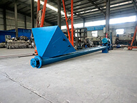 螺旋輸送機的輸送結構為：螺旋機殼，螺旋軸，螺旋葉片，螺旋電機等多個部件的使用。